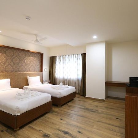 Hotel Shubham Palace Hyderabad Exterior photo