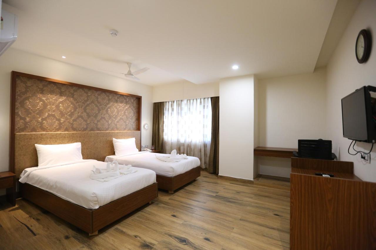 Hotel Shubham Palace Hyderabad Exterior photo