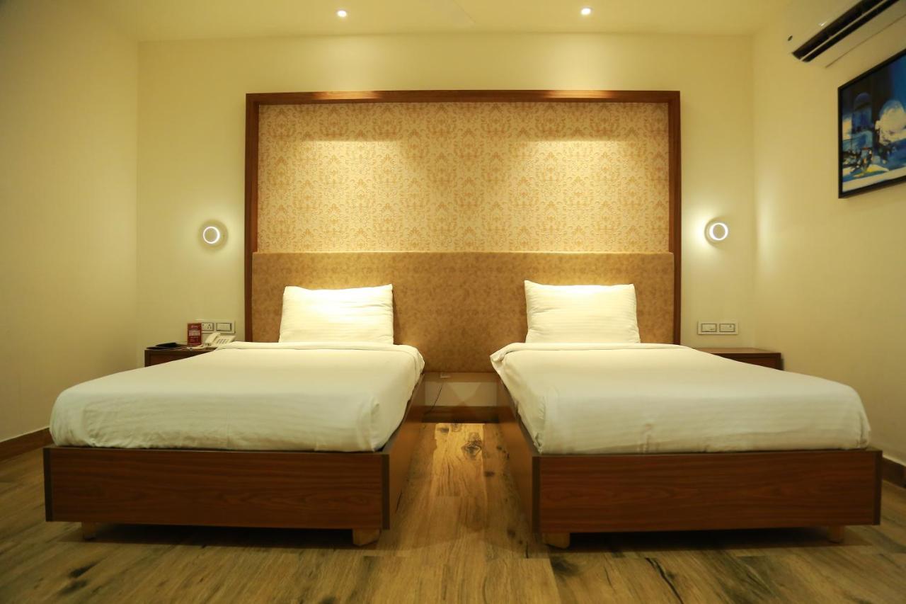 Hotel Shubham Palace Hyderabad Exterior photo